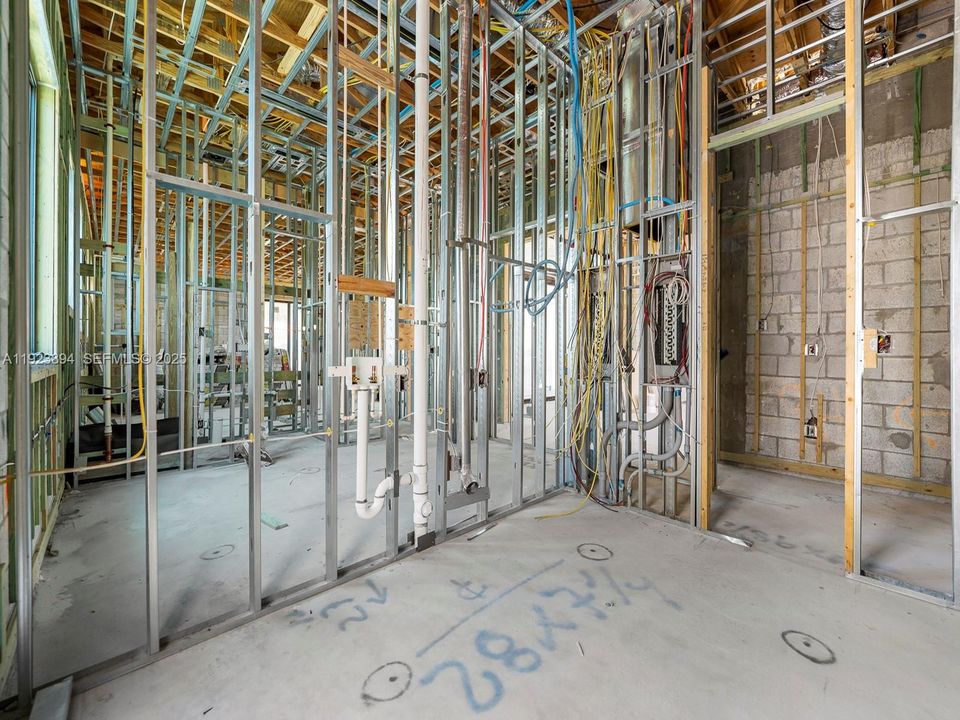 For Sale: $3,450,000 (6 beds, 7 baths, 4143 Square Feet)