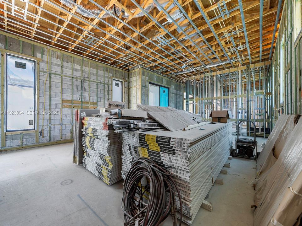 For Sale: $3,450,000 (6 beds, 7 baths, 4143 Square Feet)