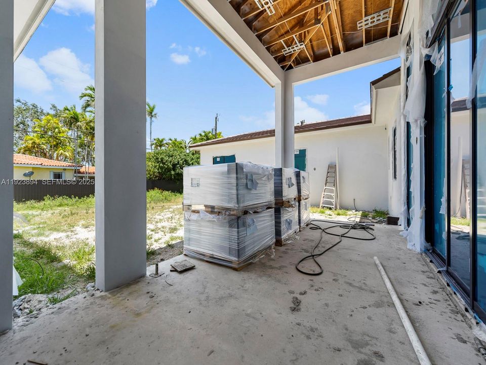 For Sale: $3,450,000 (6 beds, 7 baths, 4143 Square Feet)