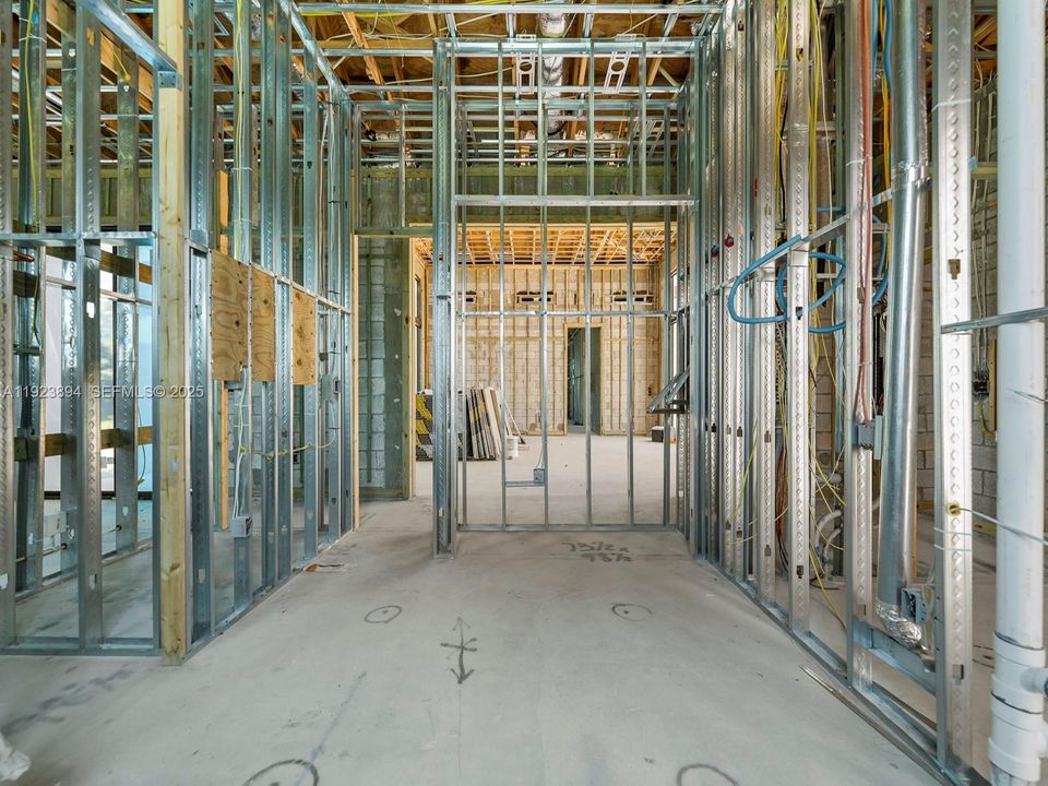 For Sale: $3,450,000 (6 beds, 7 baths, 4143 Square Feet)