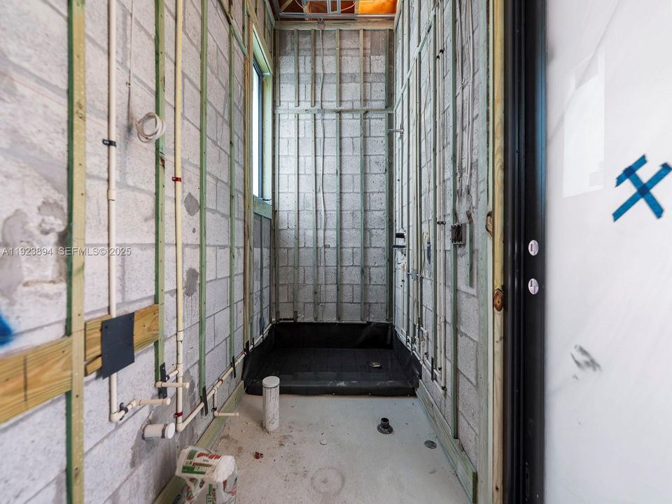 For Sale: $3,450,000 (6 beds, 7 baths, 4143 Square Feet)