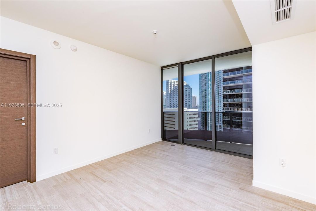 For Sale: $1,500,000 (2 beds, 2 baths, 1236 Square Feet)