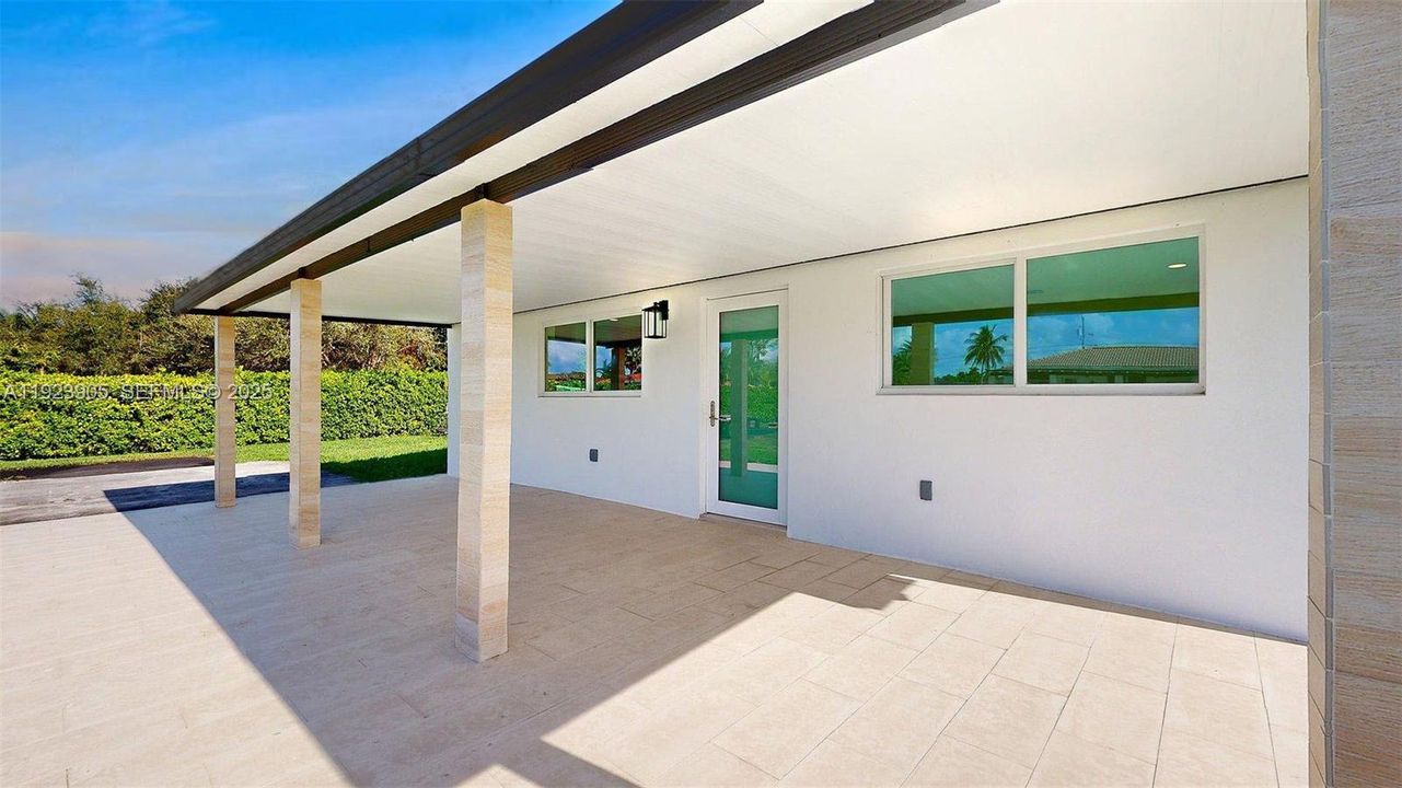 En Renta: $14,000 (4 camas, 3 baños, 3443 Pies cuadrados)