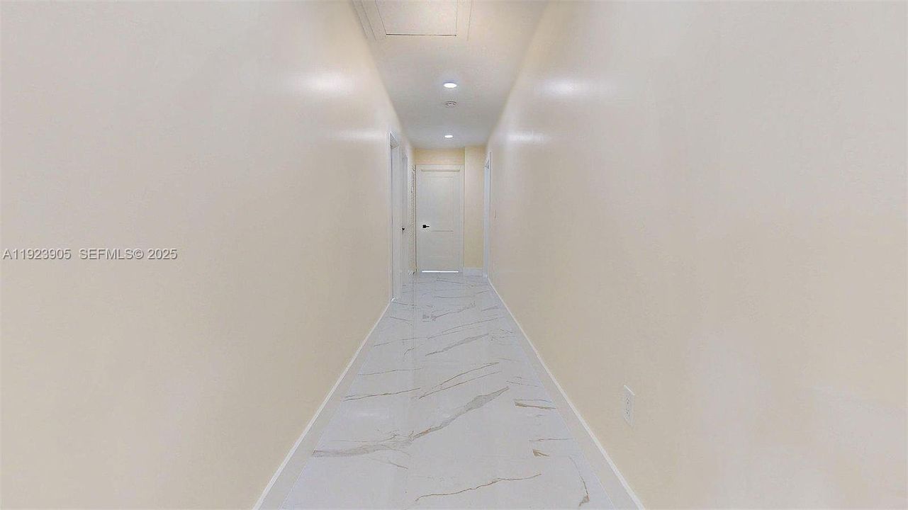 En Renta: $14,000 (4 camas, 3 baños, 3443 Pies cuadrados)