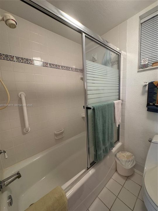 For Sale: $530,000 (1 beds, 1 baths, 820 Square Feet)