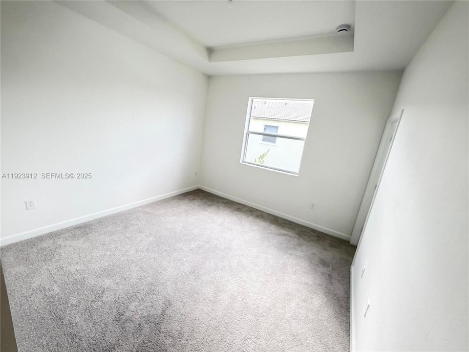 出租: $2,300 (3 贝兹, 2 浴室, 1443 平方英尺)