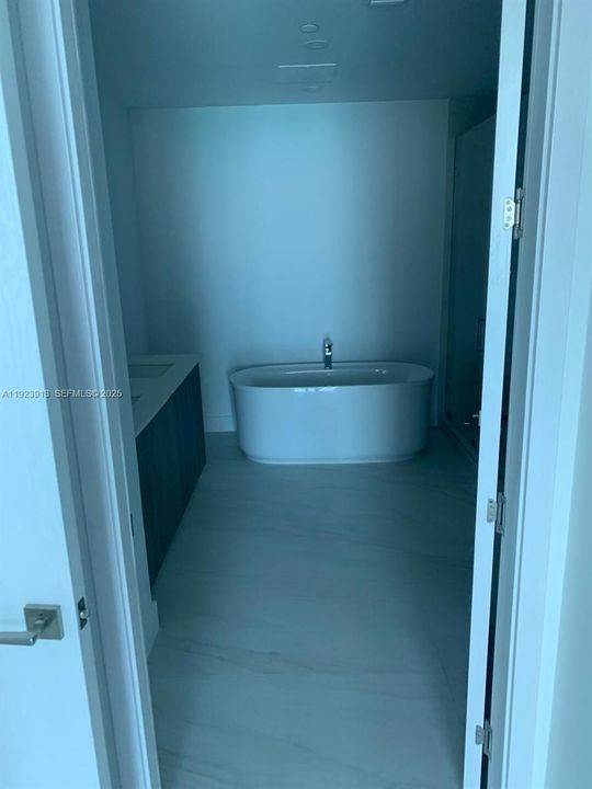 待售: $1,390,000 (2 贝兹, 2 浴室, 1382 平方英尺)