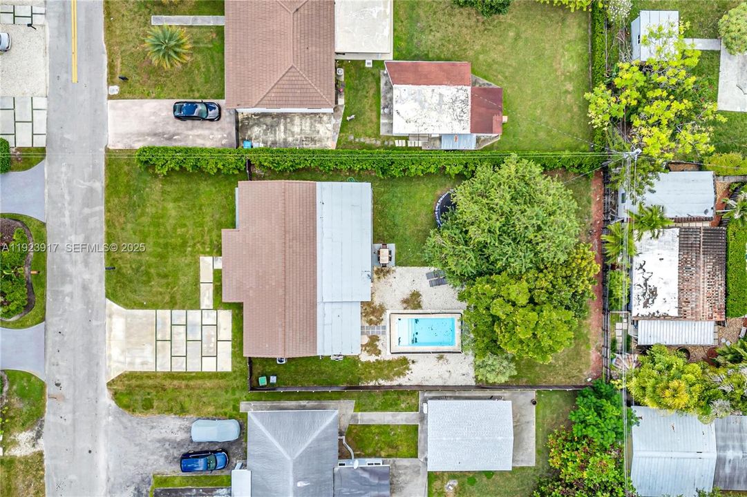 For Sale: $1,250,000 (4 beds, 4 baths, 1922 Square Feet)