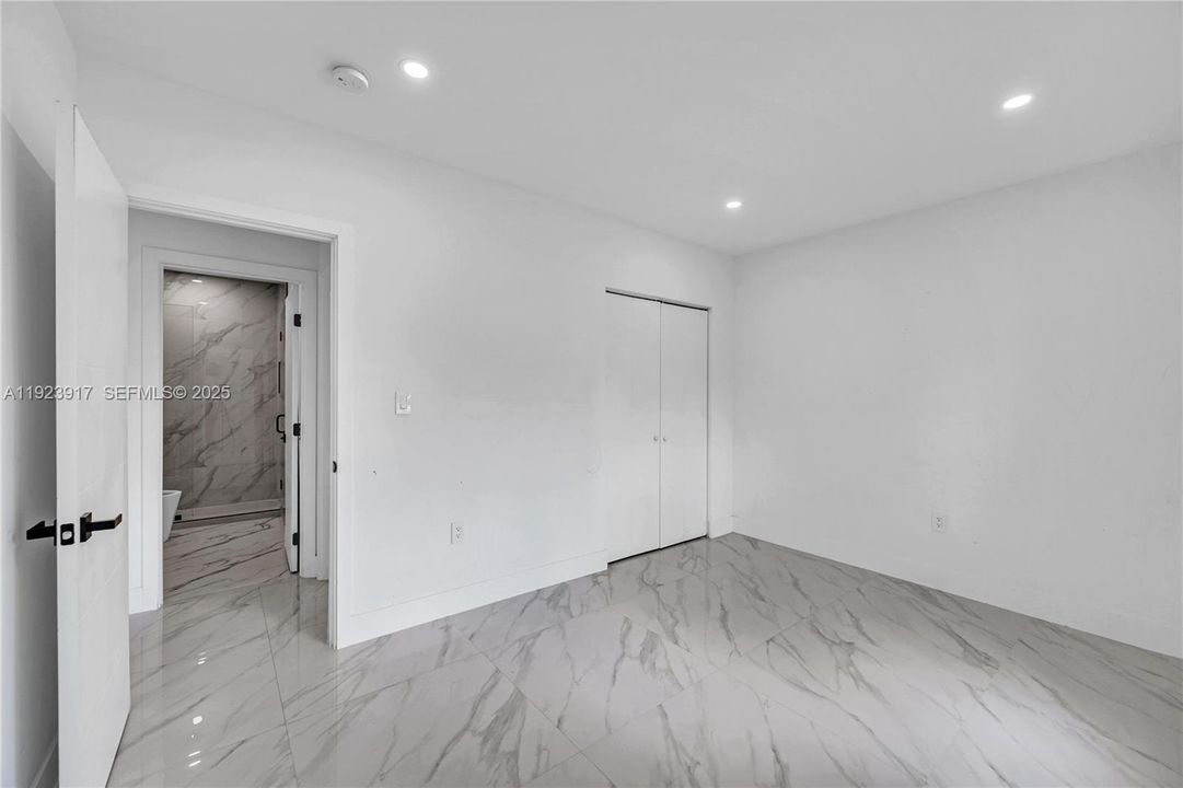 For Sale: $1,250,000 (4 beds, 4 baths, 1922 Square Feet)