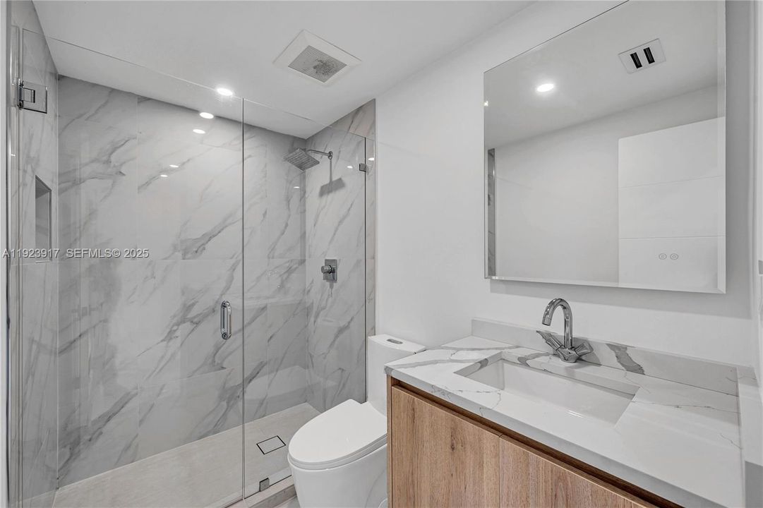 For Sale: $1,250,000 (4 beds, 4 baths, 1922 Square Feet)