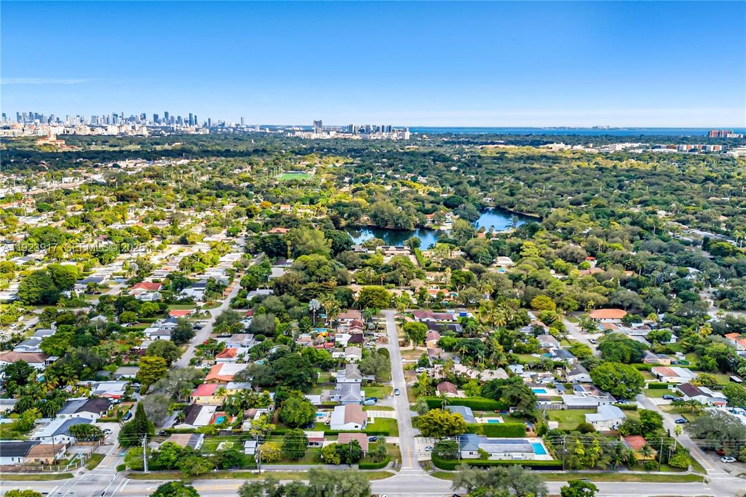 For Sale: $1,250,000 (4 beds, 4 baths, 1922 Square Feet)