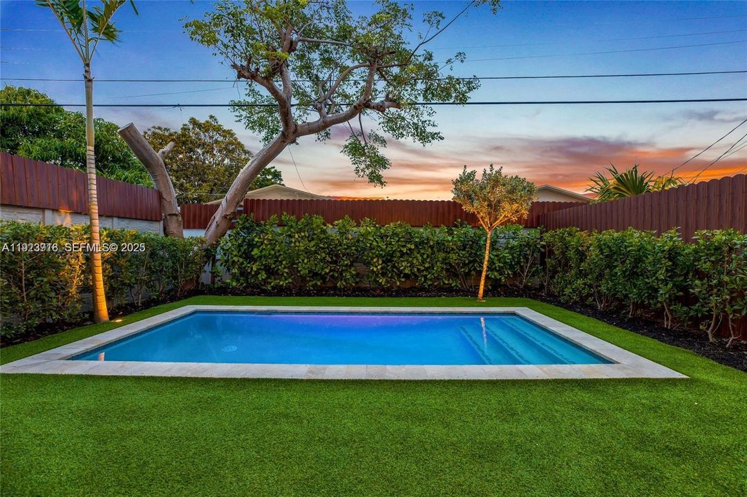 For Rent: $8,500 (4 beds, 3 baths, 2963 Square Feet)