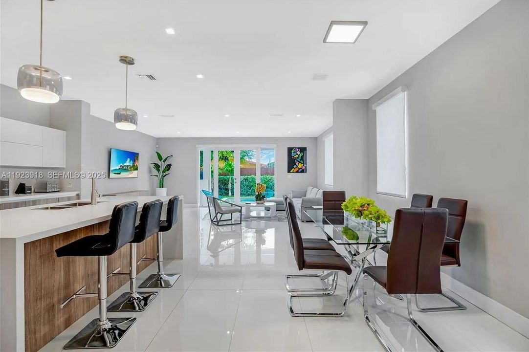 For Rent: $8,500 (4 beds, 3 baths, 2963 Square Feet)