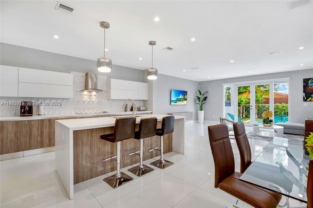 For Rent: $8,500 (4 beds, 3 baths, 2963 Square Feet)