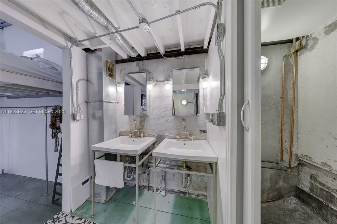 En Venta: $1,550,000 (3 camas, 2 baños, 1680 Pies cuadrados)