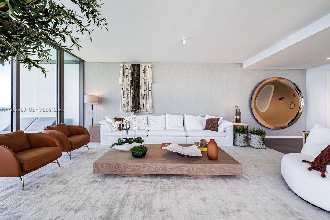 For Sale: $4,200,000 (3 beds, 3 baths, 2913 Square Feet)