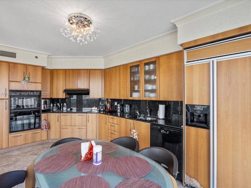 待售: $1,975,000 (3 贝兹, 3 浴室, 2150 平方英尺)