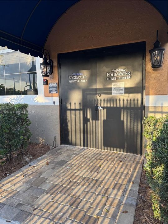 For Rent: $3,000 (3 beds, 2 baths, 1166 Square Feet)