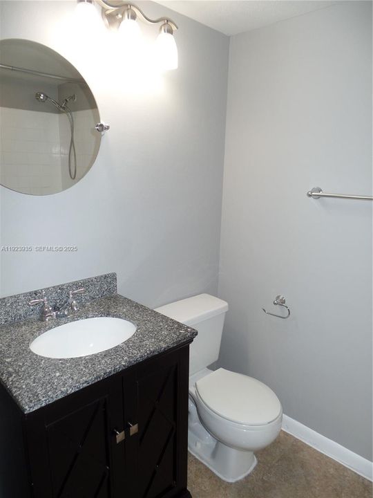 For Rent: $2,395 (2 beds, 2 baths, 1030 Square Feet)