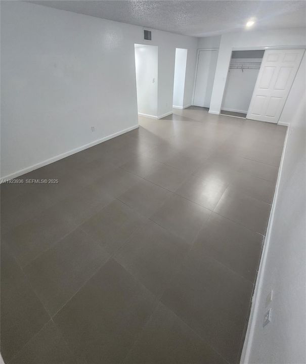 For Rent: $1,673 (1 beds, 1 baths, 434568 Square Feet)