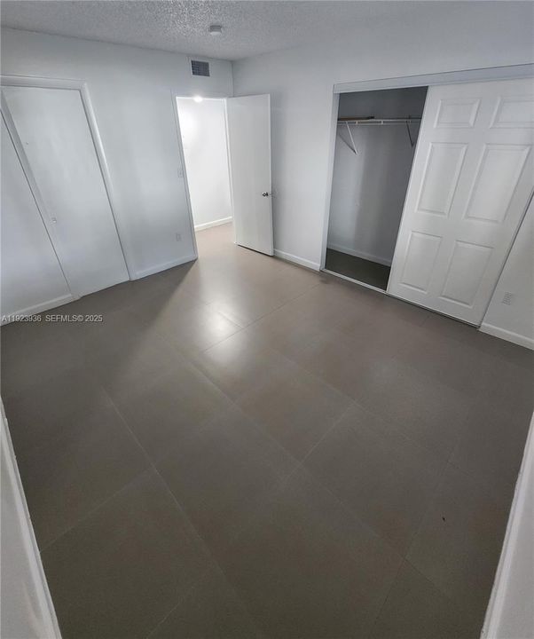 For Rent: $1,673 (1 beds, 1 baths, 434568 Square Feet)