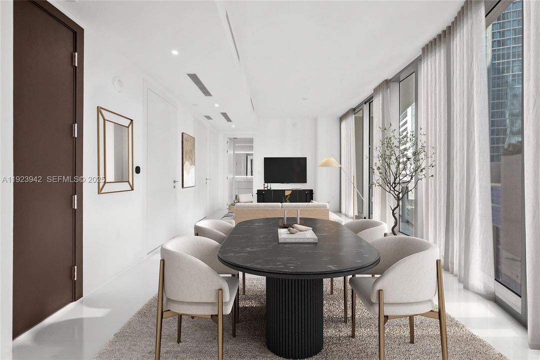 For Sale: $1,285,000 (1 beds, 1 baths, 760 Square Feet)