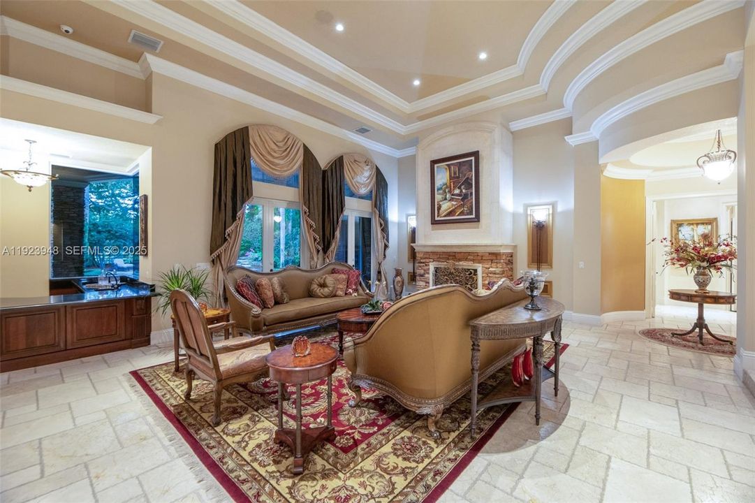 For Sale: $4,999,999 (6 beds, 6 baths, 6258 Square Feet)