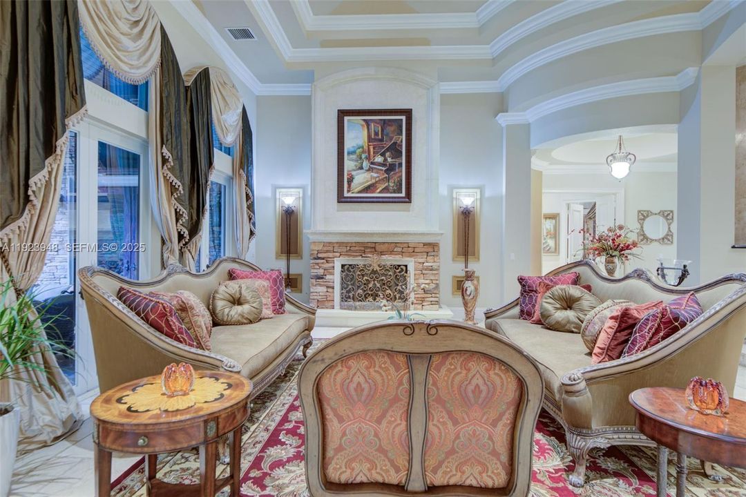 For Sale: $4,999,999 (6 beds, 6 baths, 6258 Square Feet)