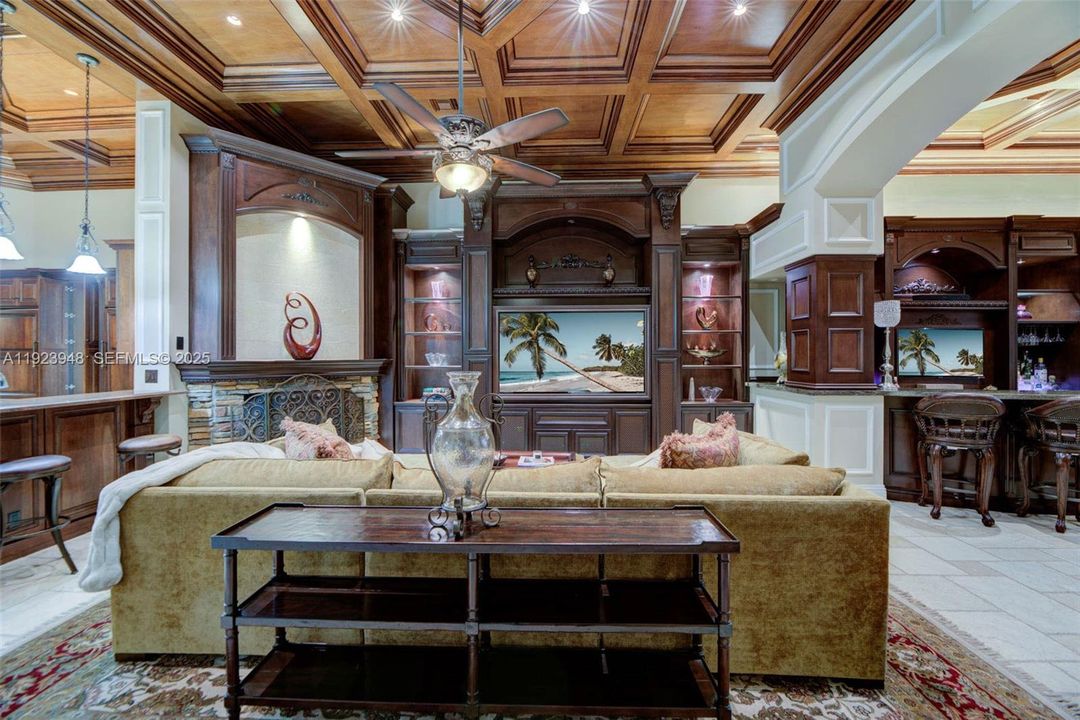 For Sale: $4,999,999 (6 beds, 6 baths, 6258 Square Feet)