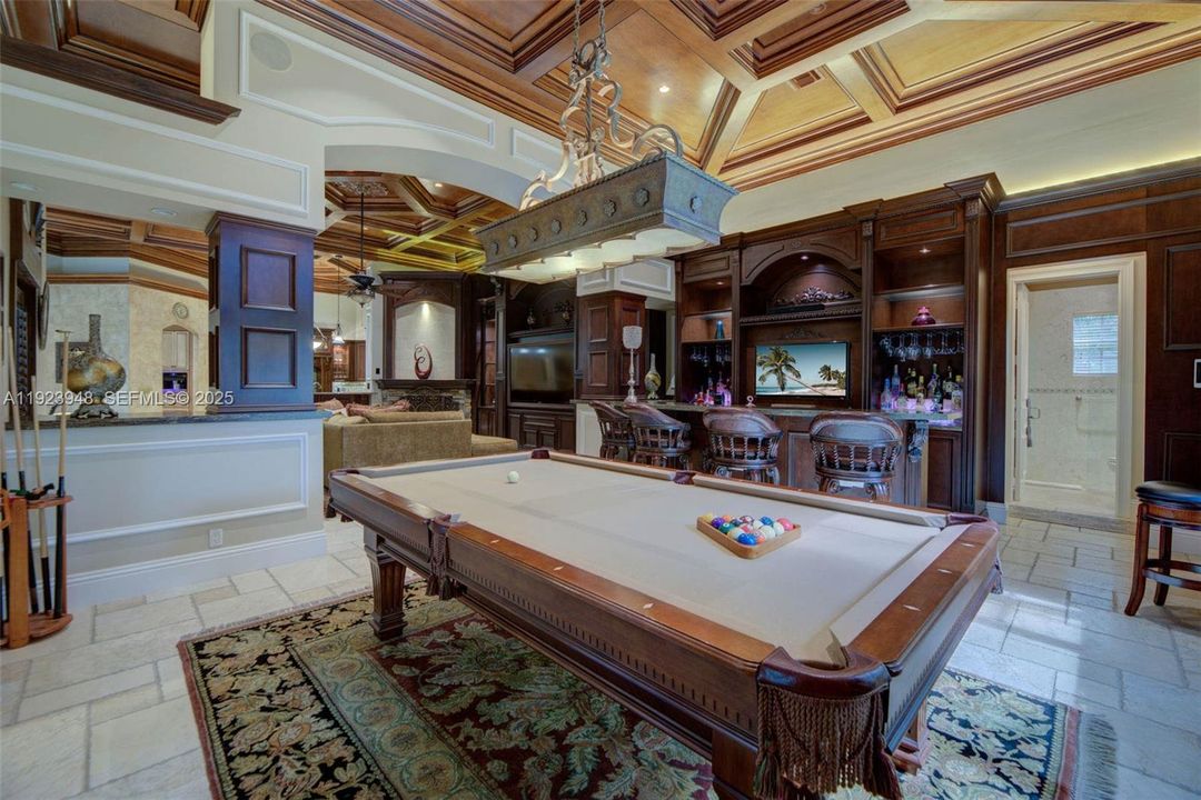 For Sale: $4,999,999 (6 beds, 6 baths, 6258 Square Feet)