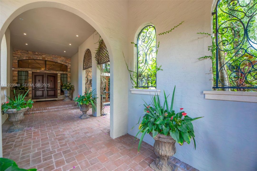 For Sale: $4,999,999 (6 beds, 6 baths, 6258 Square Feet)