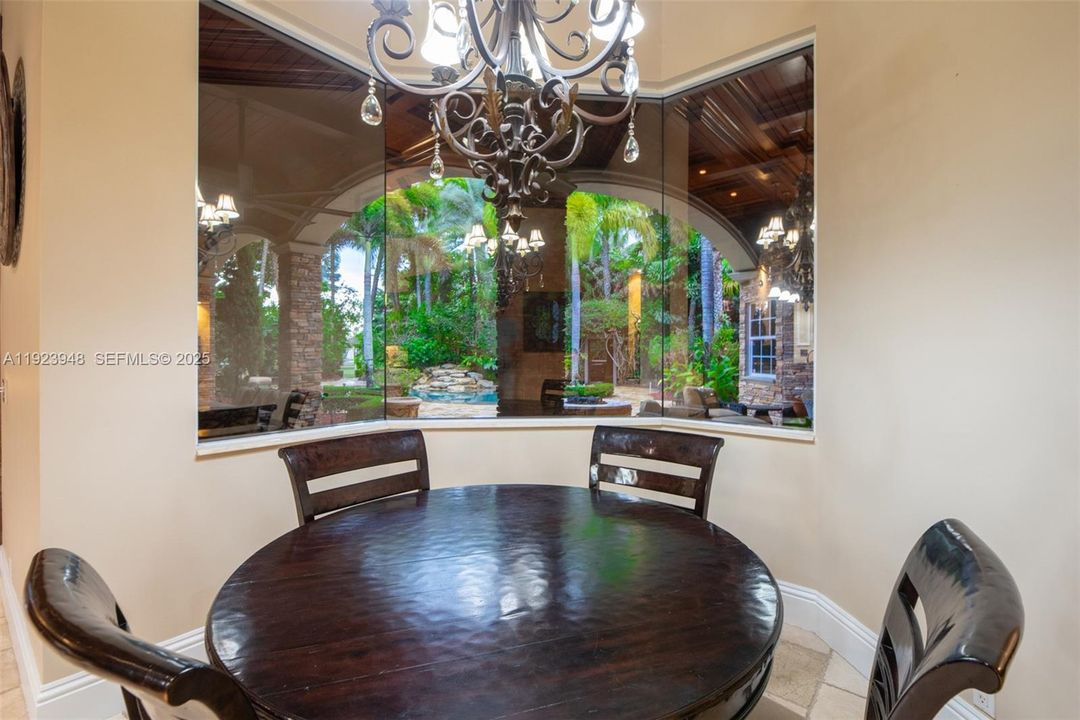 For Sale: $4,999,999 (6 beds, 6 baths, 6258 Square Feet)