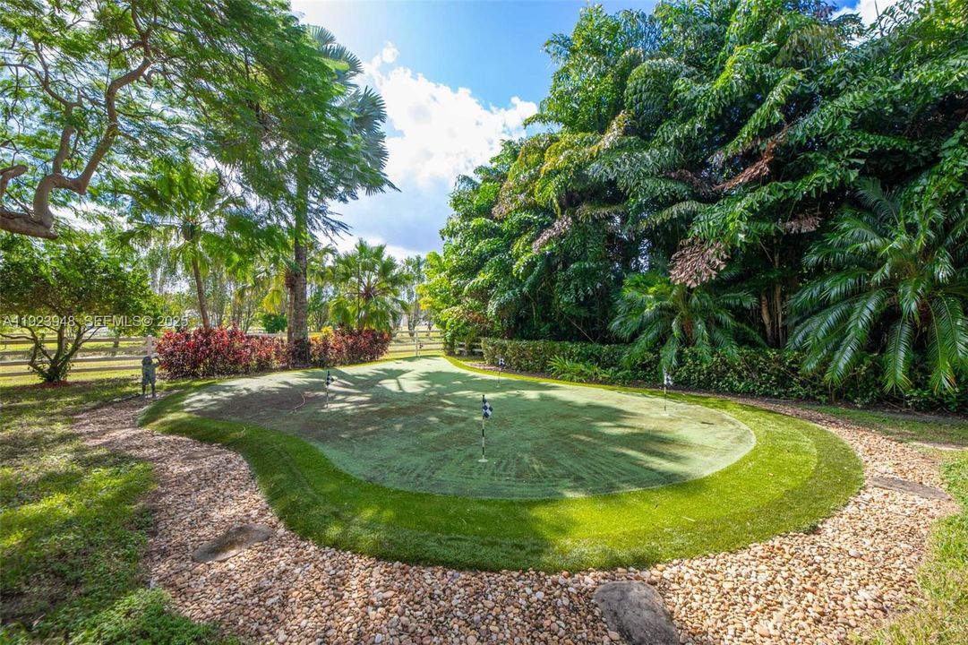 For Sale: $4,999,999 (6 beds, 6 baths, 6258 Square Feet)