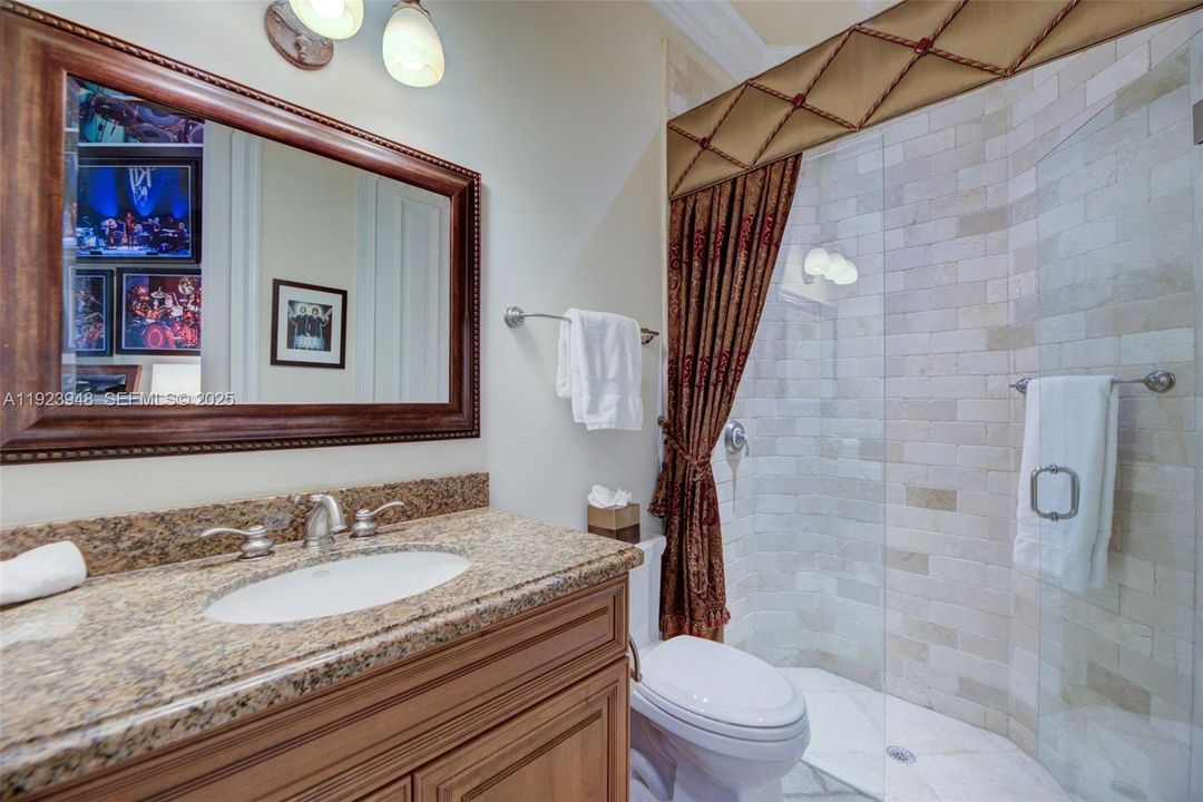 For Sale: $4,999,999 (6 beds, 6 baths, 6258 Square Feet)