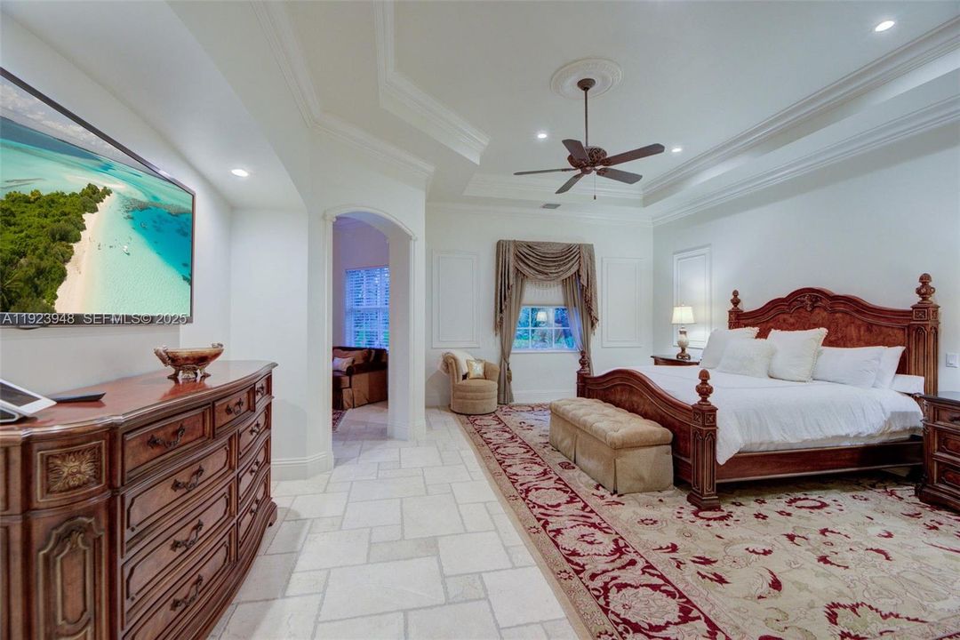 For Sale: $4,999,999 (6 beds, 6 baths, 6258 Square Feet)