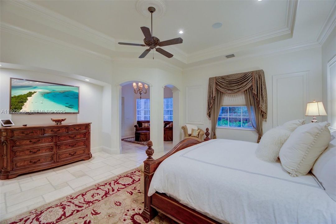 For Sale: $4,999,999 (6 beds, 6 baths, 6258 Square Feet)