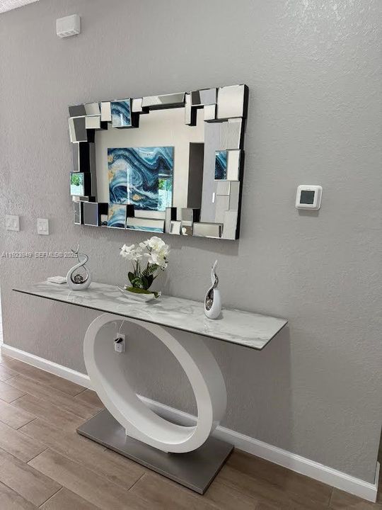 На продажу: $799,900 (3 спален, 2 ванн, 1663 Квадратных фут)