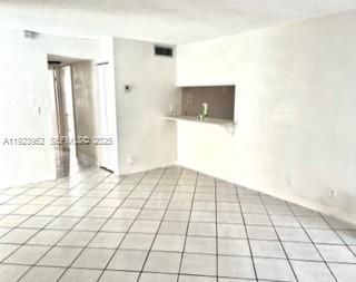 出租: $1,690 (2 贝兹, 2 浴室, 1150 平方英尺)