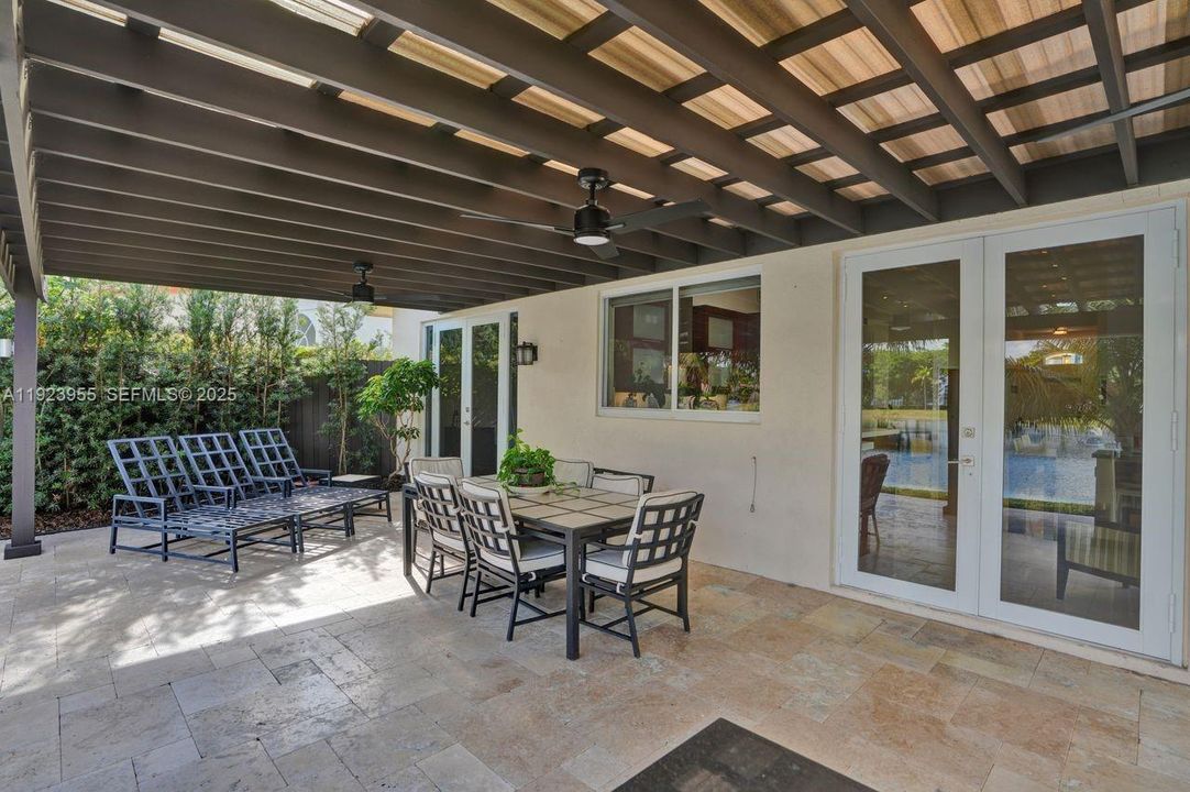 На продажу: $1,300,000 (3 спален, 3 ванн, 1968 Квадратных фут)