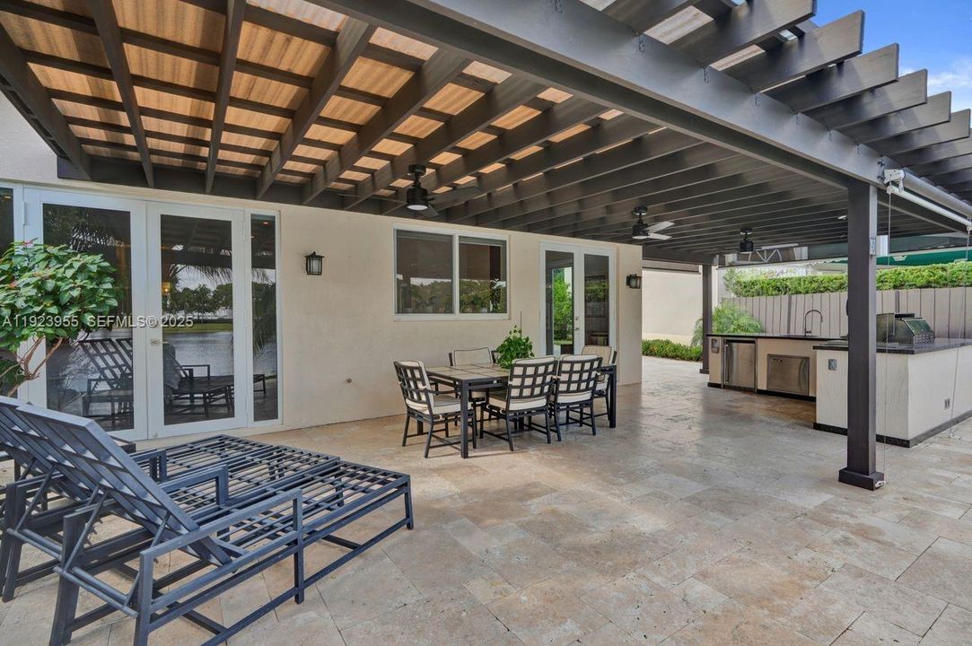 На продажу: $1,300,000 (3 спален, 3 ванн, 1968 Квадратных фут)