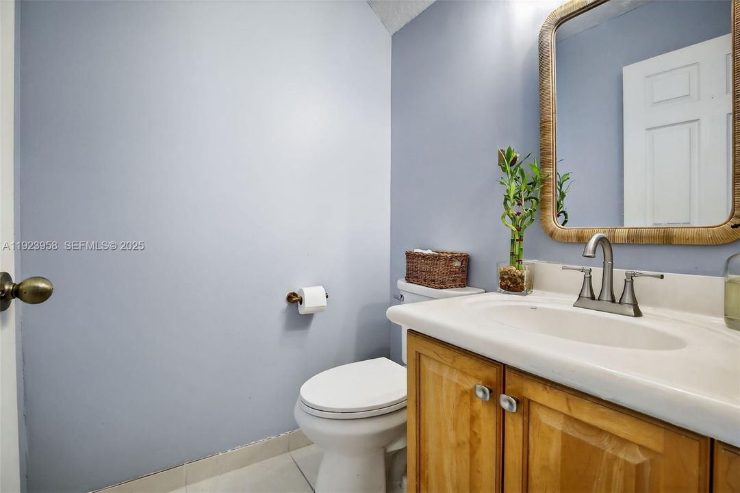 For Rent: $3,600 (3 beds, 2 baths, 1764 Square Feet)