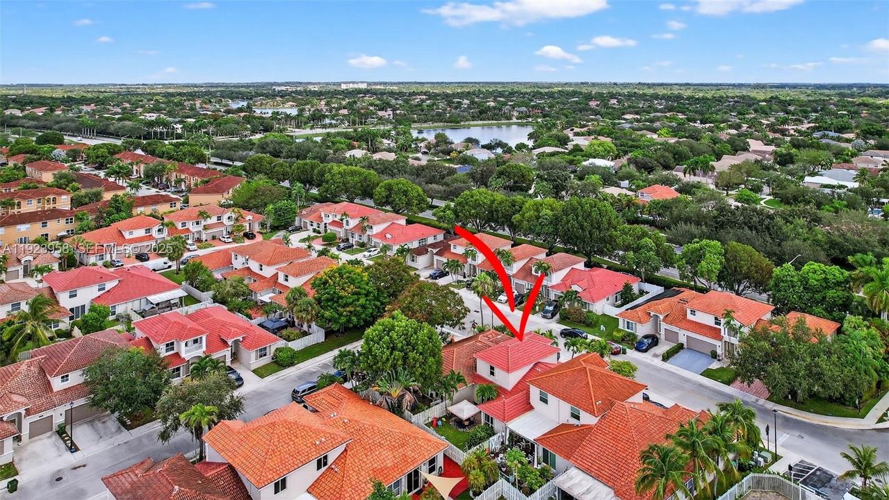 For Rent: $3,600 (3 beds, 2 baths, 1764 Square Feet)