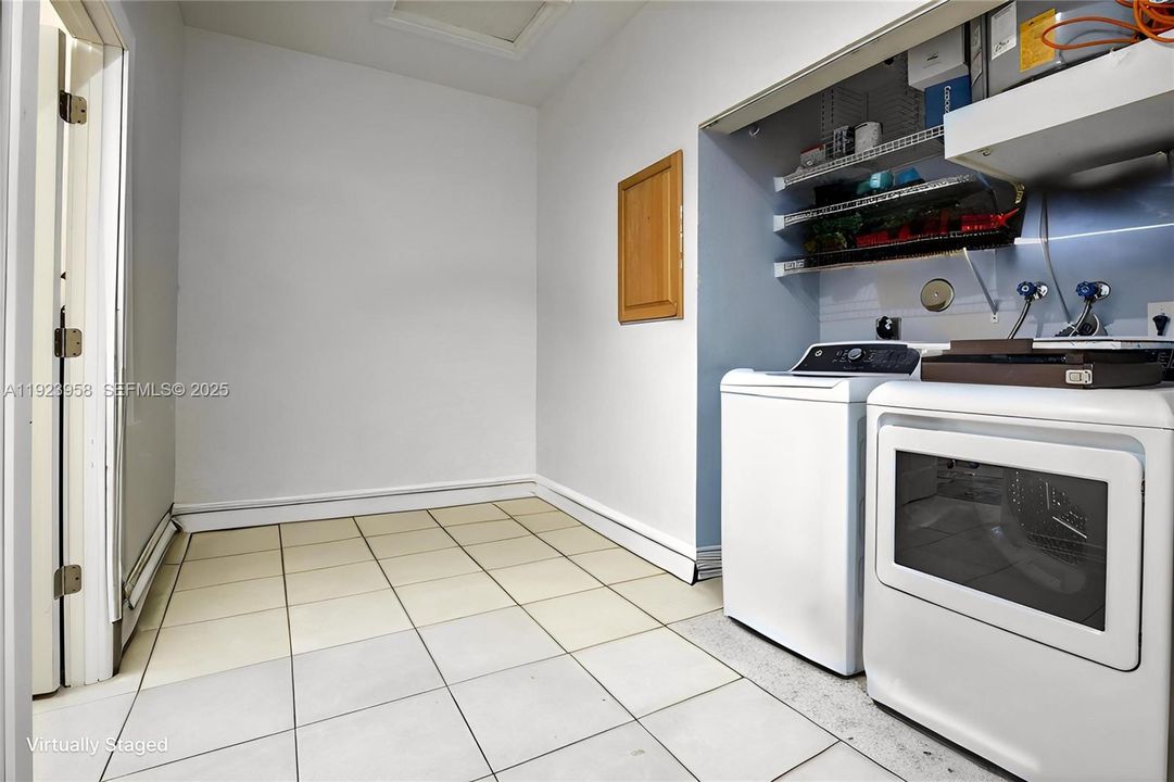 For Rent: $3,600 (3 beds, 2 baths, 1764 Square Feet)