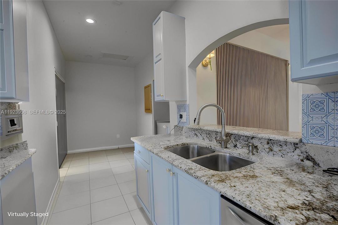 For Rent: $3,600 (3 beds, 2 baths, 1764 Square Feet)