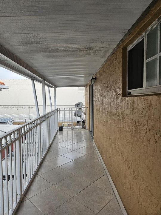 For Rent: $2,900 (3 beds, 2 baths, 1270 Square Feet)