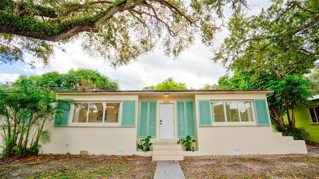 For Sale: $810,000 (3 beds, 2 baths, 1625 Square Feet)