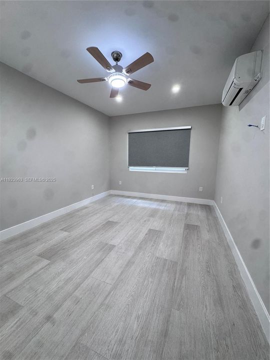 For Rent: $2,700 (2 beds, 1 baths, 3225 Square Feet)