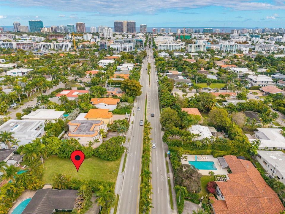 For Sale: $2,500,000 (0.25 acres)