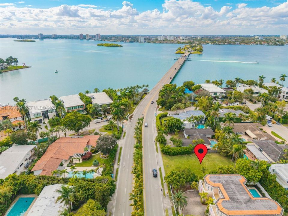 For Sale: $2,500,000 (0.25 acres)