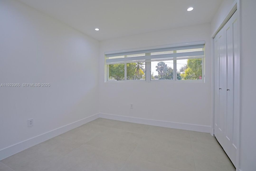 For Rent: $5,000 (4 beds, 2 baths, 1560 Square Feet)